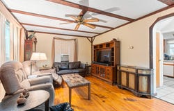 7616 269th, New Hyde Park, NY 11040