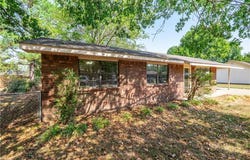 102 Cesar ST, Pocola, OK 74902