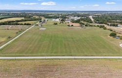 3 N 435 Road, Adair, OK 74330