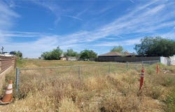 Avenue Q2, Palmdale, CA 93550