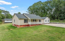 2001 Glennwood Hills Drive, Spartanburg, SC 29307