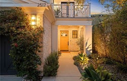 2517 Elm Avenue, Manhattan Beach, CA 90266