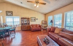 333 S Cannady Drive, Cedar Hill, TX 75104