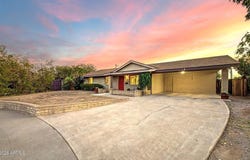 11208 N 38TH Place, Phoenix, AZ 85028
