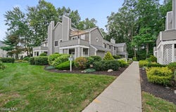 1976 Curry Road, Rotterdam, NY 12303