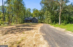 8138 WINDSOR DR., KING GEORGE, VA 22485