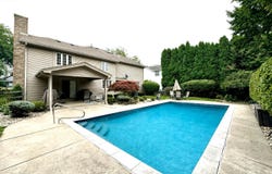 5123 Summer Dr, Sylvania, OH 43560