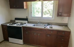 42 Grace St, Stowe Twp, PA 15136