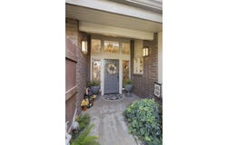 804 N Silvervale Drive, Visalia, CA 93291