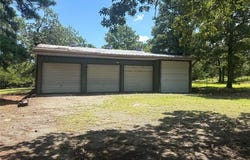 979 County Line Road, Eufaula, OK 74432