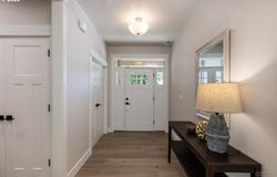59255 LUCY Ln, StHelens, OR 97051