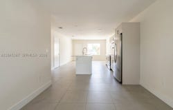 2535 NE 193rd St, Miami, FL 33180