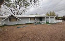 285 W 4th, St. Johns, AZ 85936