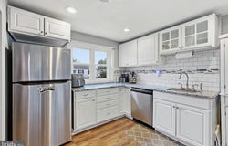 6 PANCOAST Avenue, ASTON, PA 19014
