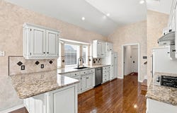 3310 Moss Creek Drive, Grapevine, TX 76051