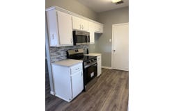 706 Rolling Hills Drive, Hewitt, TX 76643