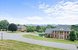 6306 Midsummer Ln, Roanoke, VA 24018