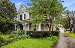 308 E 6th St, West Liberty, IA 52776