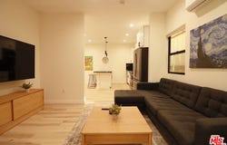 9040 Phyllis Ave, West Hollywood, CA 90069