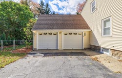 16 Westbrook Rd, Worcester, MA 01602
