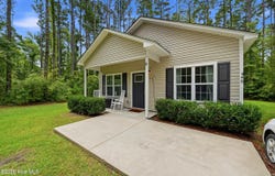 446 Pond Road, Rocky Point, NC 28457