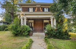 201 Park Blvd, Sheffield, AL 35660