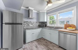 9081 BONHAM Circle, MANASSAS, VA 20110