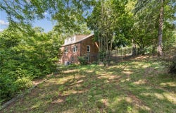 321 S Pine Street, Walhalla, SC 29691