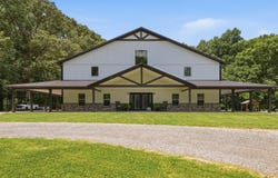 5279 E State Line Road, Hazel, KY 42049