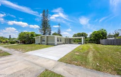 777 James Circle NE, Palm Bay, FL 32905
