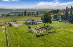 3386 WYEAST Rd, HoodRiver, OR 97031
