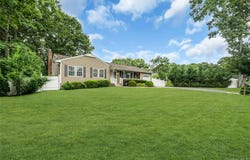 84 Juniper Avenue, Ronkonkoma, NY 11779