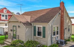 1310 Park Street, McHenry, IL 60050