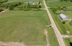 00001 Ferguson Road, Ozawkie, KS 66070