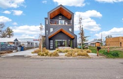 114 E 33rd St, Boise, ID 83714-6613