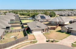 2709 NW 195th Street, Edmond, OK 73012