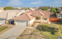 313 Willow Bend Dr, El Centro, CA 92243