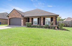 6425 Kerrville Ln., Lumberton, TX 77657