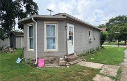 209 S Main Street, Killbuck, OH 44637