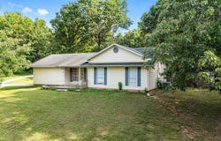 7299 Private Rd 1830, West Plains, MO 65775