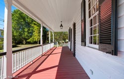 206 W Eden Street, Edenton, NC 27932