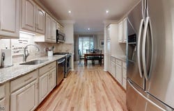 25 Stonegate Dr, Roseland Boro, NJ 07068-1109