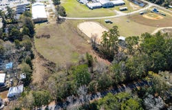 2042 W JEFFERSON Street, Quincy, FL 32351