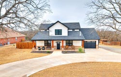 123 Key Dr, Wellston, OK 74881