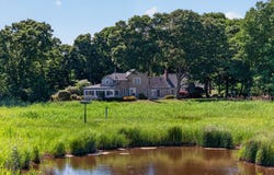 108 Maple Avenue, Old Saybrook, CT 06475