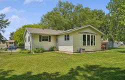 5703 Aster Lane, Waterloo, IA 50701