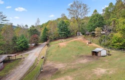 517 Johns Creek Rd, Cullowhee, NC 28723