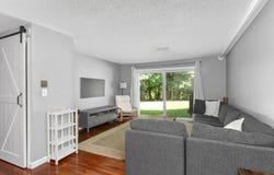 802 Franklin Crossing, Franklin, MA 02038
