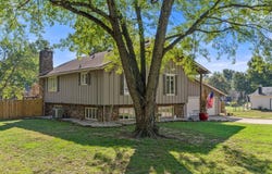 2712 Fairway Dr, Independence, KS 67301