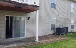 7802 Alfred Schlatter Dr, Louisville, KY 40214